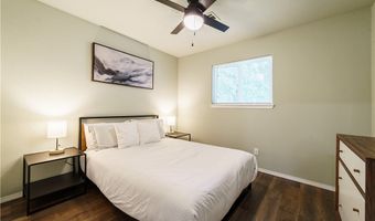 1304 1306 1308 SE C St, Bentonville, AR 72712