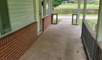 470 Dogwood Ave, Alexander City, AL 35010