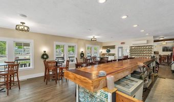 6 E Side Dr, Alton, NH 03810