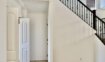 3340 S SUNLAND Dr, Chandler, AZ 85248