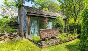 867 Forest Rd, Alstead, NH 03602