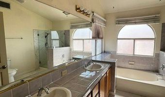 1910 Guinn Dr, Henderson, NV 89074