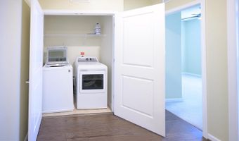 5130 CAMBRIA #101, Alexandria, VA 22304