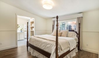 17265 Canvasback Dr, Bend, OR 97707