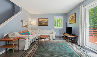 49 Round House Rd, Bourne, MA 02532