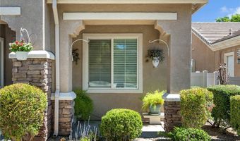 10817 Katepwa St, Apple Valley, CA 92308