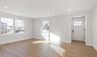 10 Greenwood Ave, Darien, CT 06820