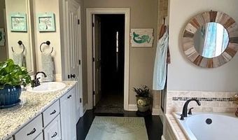 545 Willow Valley Cir, Brandon, MS 39047