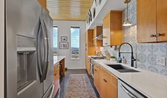 110 High Lonesome, Alpine, TX 79830