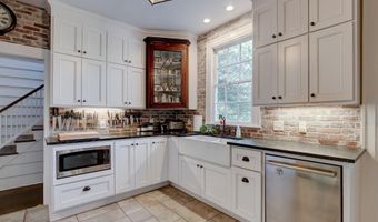 104 Union St, Camden, SC 29020