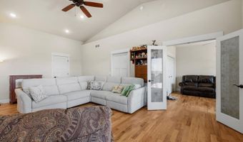 9222 BELL Ln, Cheyenne, WY 82009