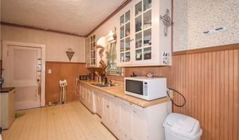 141 S CENTRAL Ave, Alexander City, AL 35010