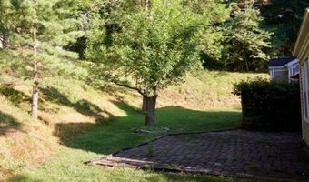 395 Terrace Ln, Bedminster, NJ 07921