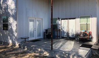 933 E Quarry Rd, London, TX 76854