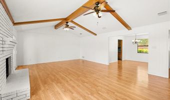 116 Larry Dr, Heath, TX 75032