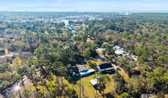 13545 Lyons Ave, Bayou La Batre, AL 36509