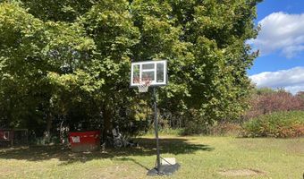 565 River Rd, Anson, ME 04958