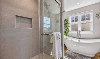 6416 Tisdale Ter, Bethesda, MD 20817