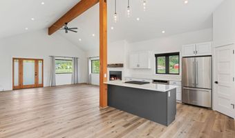 185 COLUMBINE St, Alpine, WY 83128