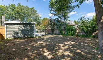 90 Huron St, Warwick, RI 02889