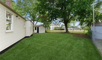 28 Plain St, East Providence, RI 02916