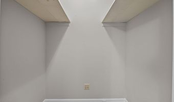 8405 Bells Lake Rd, Apex, NC 27539