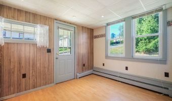 3 Smith St, Andover, NJ 07821