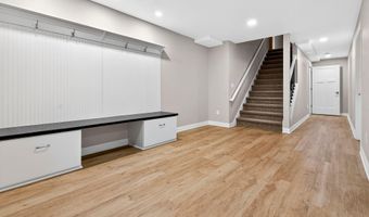 4351 N SUGAR MAPLE Ln, Appleton, WI 54913