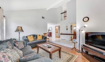 1358 Oakhurst Ct, Camarillo, CA 93010