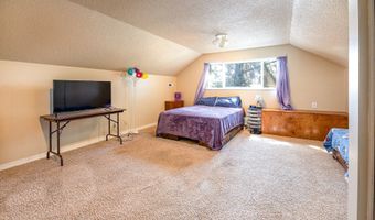 242 38TH St, Springfield, OR 97478