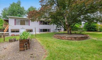 886 LINN Ave, Oregon City, OR 97045