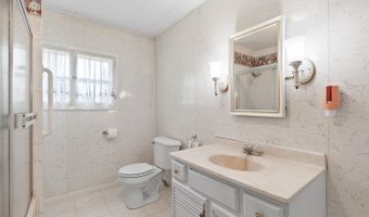 426 State St, Adrian, MI 49221
