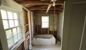 139 S McCampbell St, Abbeville, GA 31001