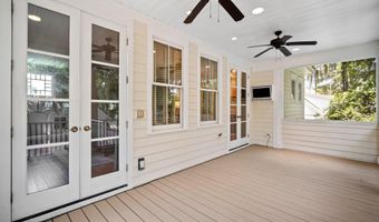 106 Coosaw Club Dr, Beaufort, SC 29907