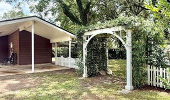 1118 Julia Cir, Bainbridge, GA 39819