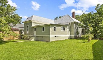 135 Holmes St, Barnesville, GA 30204