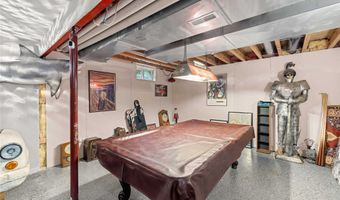 201 11th St NW, Altoona, IA 50009