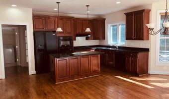 8533 GALLAHAN Ct, Alexandria, VA 22309