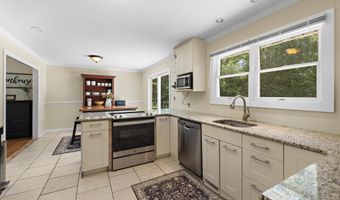174 Ellisdale Rd, Allentown, NJ 08501