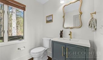 160 Bagpipe Way, Banner Elk, NC 28604