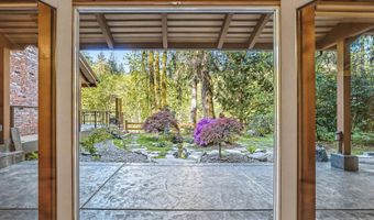 21367 E BLUE JAY Ln, Brightwood, OR 97011