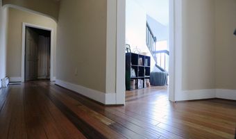 41 Dunn St, Auburn, ME 04210