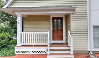 187 Washington Rd, Barrington, RI 02806