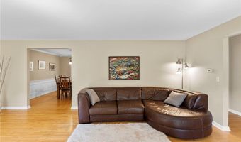 100 Rollingwood St, Amherst, NY 14221