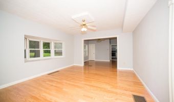 631 W 8th St, Bicknell, IN 47512