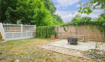 38 Padelford Ave, East Providence, RI 02915