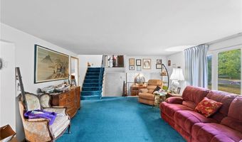 89 Devon Ln, Amherst, NY 14221