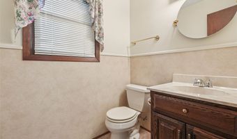 2817 Richmond Ave, Des Moines, IA 50317