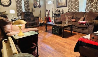 916 N Hickory St, Bald Knob, AR 72010