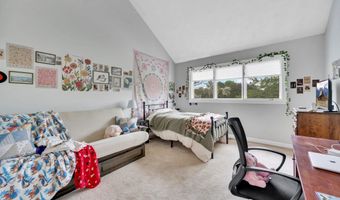 135 Turtle Bay Dr 135, Branford, CT 06405